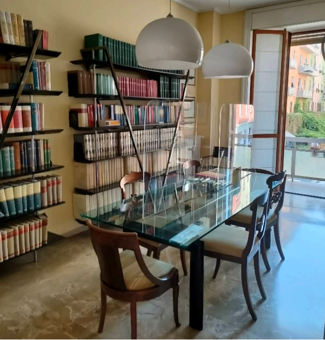 Sala riunioni dello studio legale – Milano